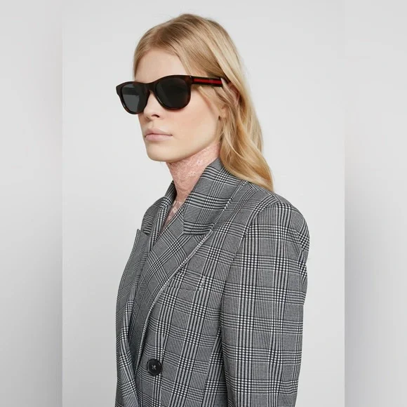 Gucci | Accessories | New Gucci Sunglasses Unisex Gg926s 00  display picture 1